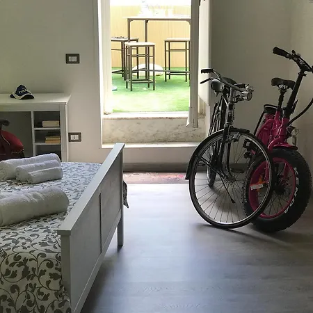 Bed&bike * Naples